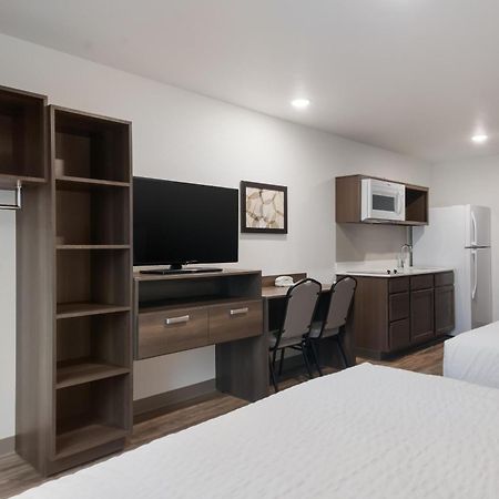 Woodspring Suites Tampa Airport North Veterans Expressway Exterior photo