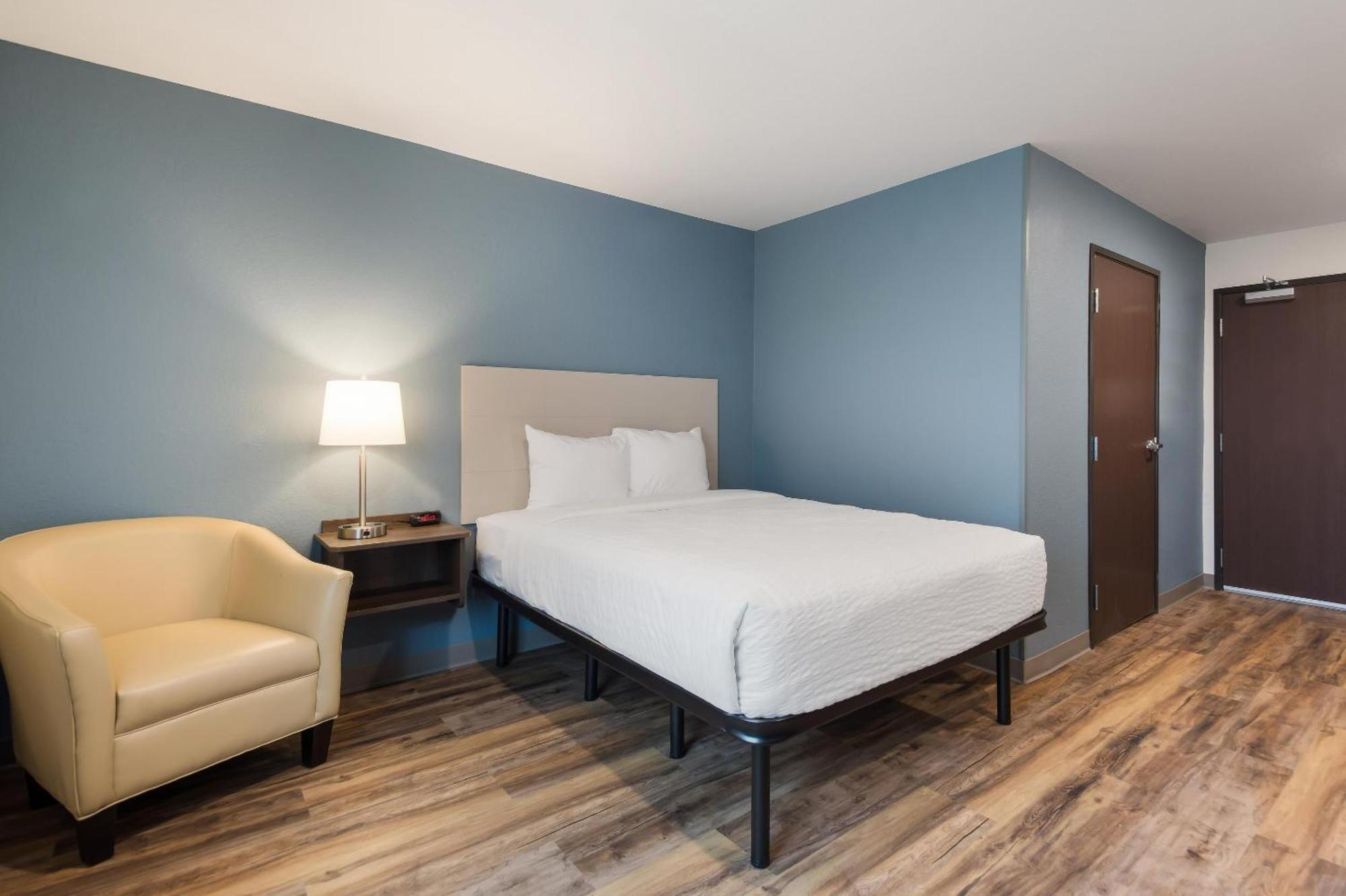 Woodspring Suites Tampa Airport North Veterans Expressway Exterior photo